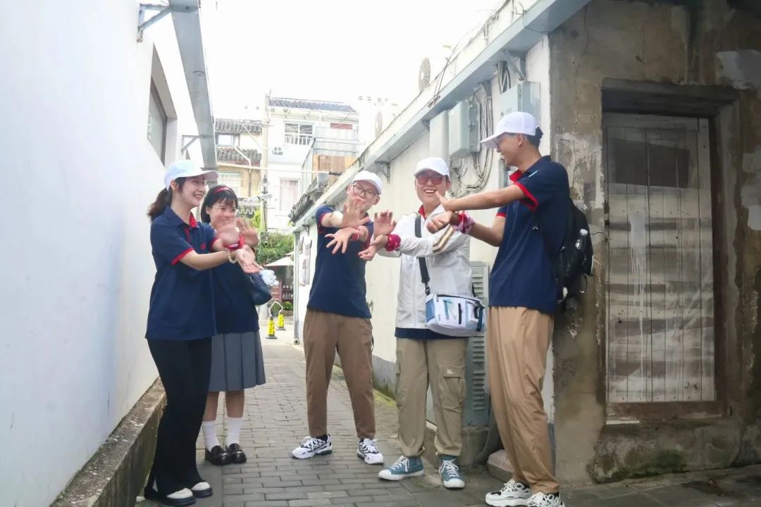 我們一起奔赴山海，領(lǐng)跑未來！