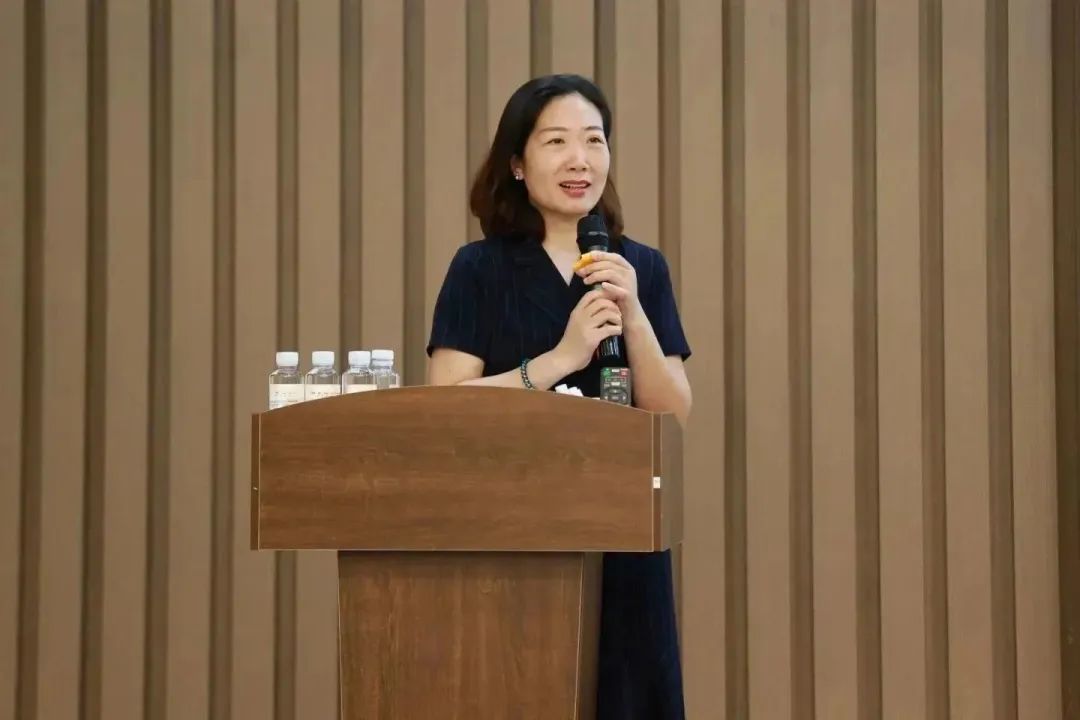 我們一起奔赴山海，領(lǐng)跑未來！
