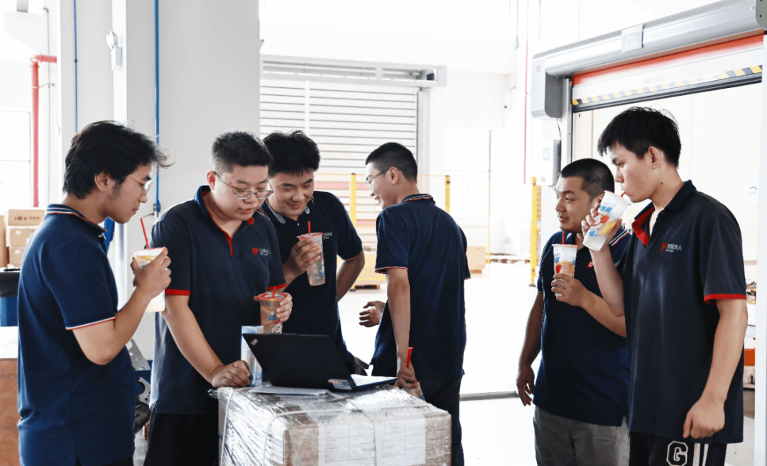 戰(zhàn)高溫 送清涼 | 江蘇北人工會開展員工關(guān)懷活動
